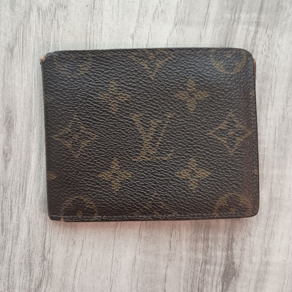 Louis Vuitton Monogram Bifold Wallet Men’s Authentic - Picture 1 of 9